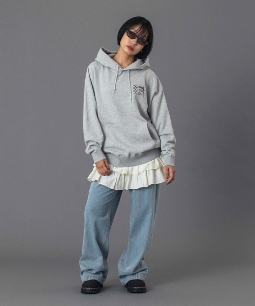 新品　X-girl MILLS SWEAT HOOD エックスガール　パーカー セール】MILLS LOGO LAYERED PATCH SWEAT HOODIE（パーカー）｜X-girl
