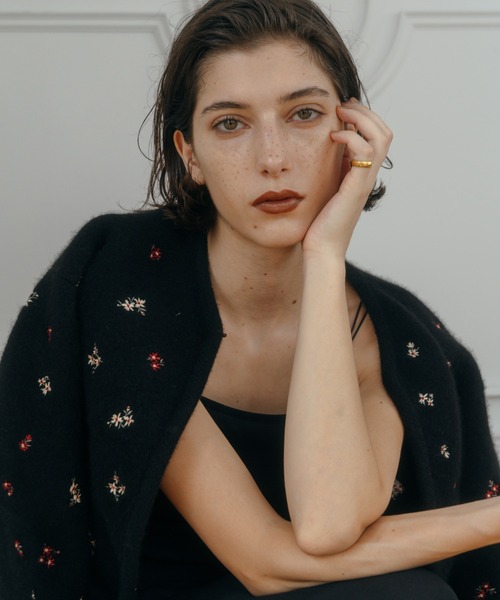 CREDONA（クレドナ） カーディガン FLOWER EMBROIDERY KNIT JACKET
