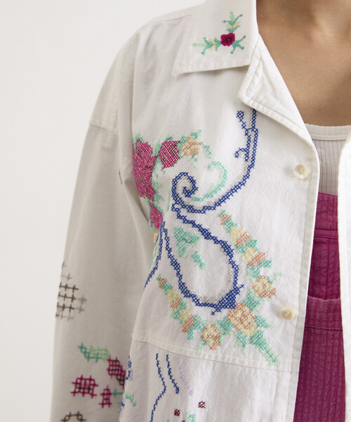 Freada 花刺繍シャツ Freada 花刺繍シャツ Freada/パッチワーク 花刺繍 ロングスリーブ