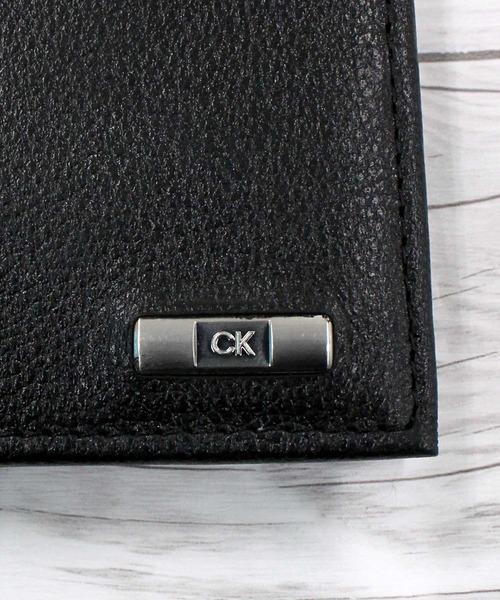「Calvin Klein」 財布 F ブラック メンズの画像