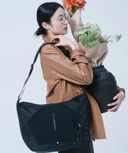 アルチュザラ　ショルダーバック フェイクレザービジューポシェット ショルダーバッグ | allureville