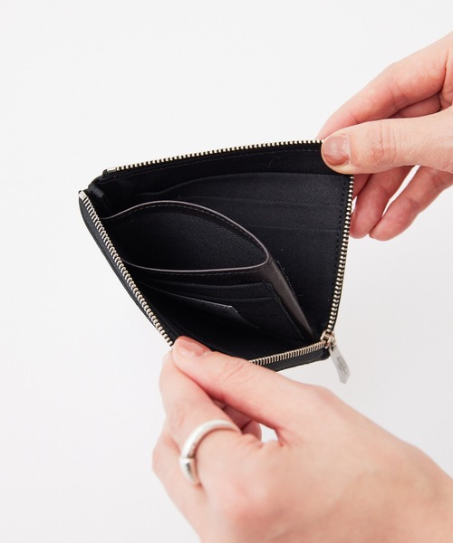 ear PAPILLONNER（イア パピヨネ） 財布 「kawa-kawa(カワカワ