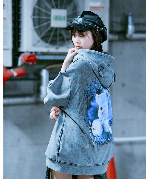 TRAVAS TOKYO トラバストーキョー　宇宙たれくま　パーカー TRAVAS TOKYO（トラバス トウキョウ）の「『TRAVAS TOKYO