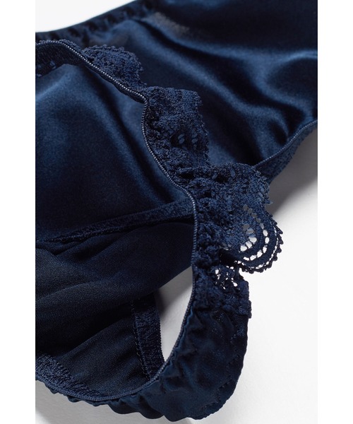 Intimissimi(インティミッシミ) ショーツ シルク&レース ソング Intimissimi(インティミッシミ) ショーツ シルク&レース ソング