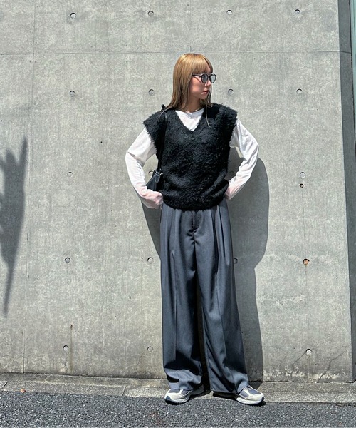 feepur（フェピュール） Vネックニット MEDIUM ブラック レディース