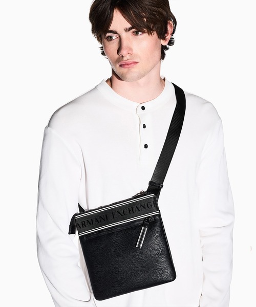 ARMANI EXCHANGE ショルダーバッグ 「A|X アルマーニ エクスチェンジ