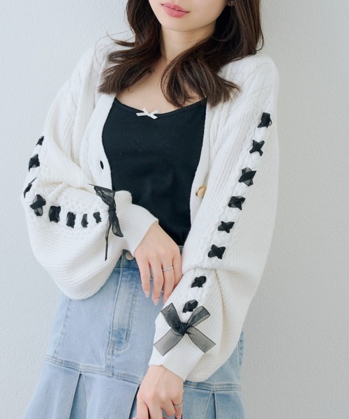 continuer de NICE CLAUP カーディガン 袖レースアップカーデ