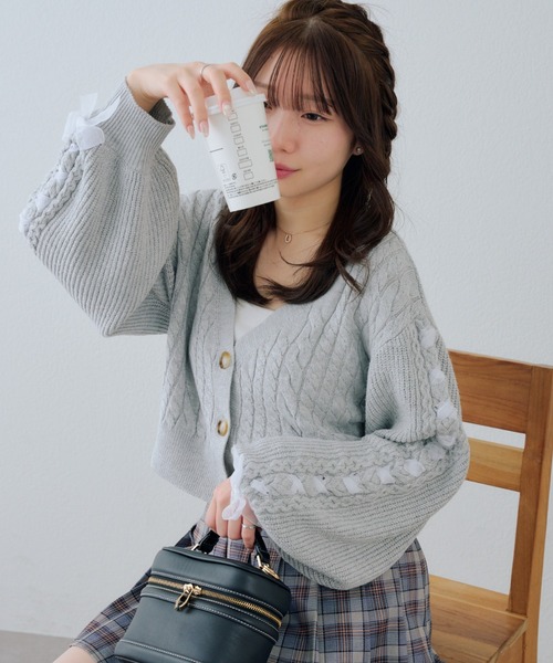 continuer de NICE CLAUP カーディガン 袖レースアップカーデ