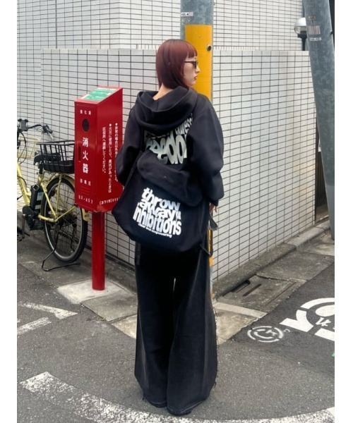 SLY（スライ） ショルダーバッグ バッグ ESQWE MESSENGER BAGTHROW 