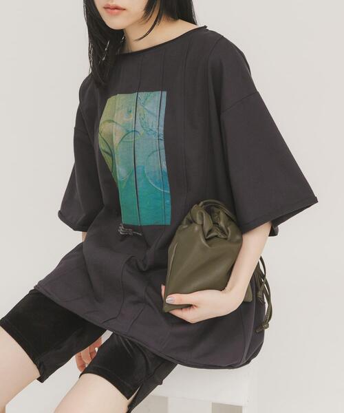 KBF（ケービーエフ） tシャツ ピンタックフォトプリントTEE レディース