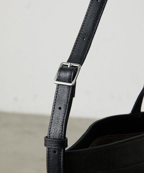 BEARDSLEY（ビアズリー） トートバッグ プルアップレザートートバッグ