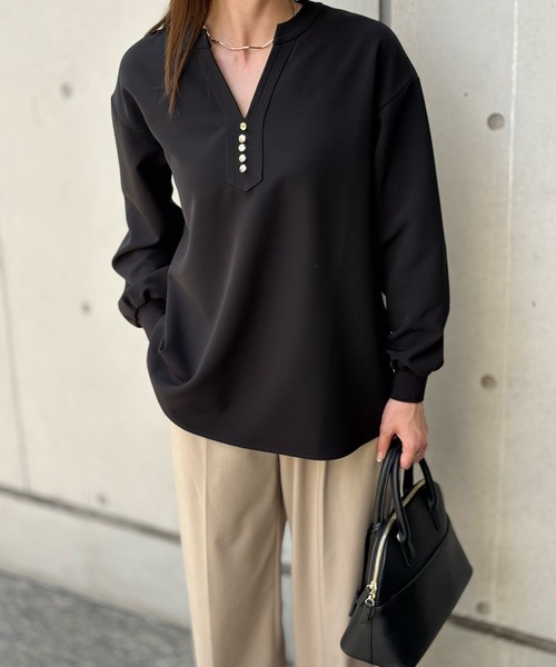 新品タグ付⭐️エマテイラー❤️パール釦キーネックロングスリーブブラウス 黒 Emma Taylor（エマテイラー） ブラウス シャツ イージーケアキーネック