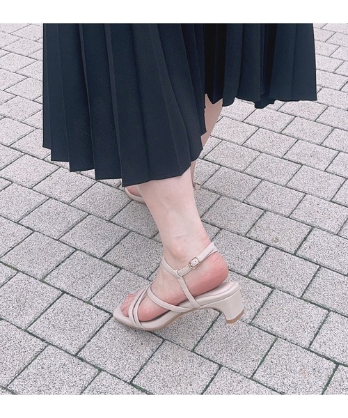 ノイエザマーケット（neue the market）/スクエアトゥストラップソフトサンダル / TM24961 NEUE THE MARKET サンダル スクエアトゥストラップソフトサンダル