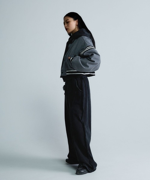 JEANASIS（ジーナシス） スタジャン 「Les Fleurs」ラインスタジャン