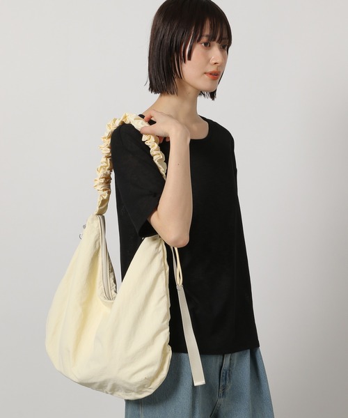 LAKOLE（ラコレ） ショルダーバッグ バッグ ドロストギャザー