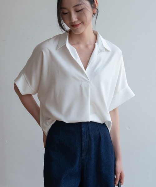 ブラウス シャツ 夏服にピッタリ！Vネックスキッパーフレンチスリーブ