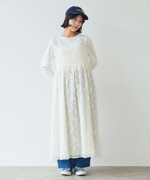 ビュルデサボン 秋の七草刺繍ギャザーワンピース ネイビー