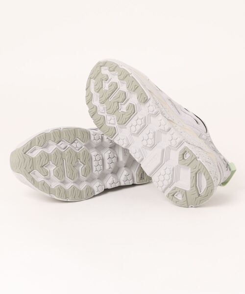 HOKA ONEONE（ホカ オネオネ） 「HOKA」 ローカットスニーカー 23.5cm