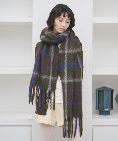 AIC. マフラー ストール チェックバルキーフリンジマフラー レディース
