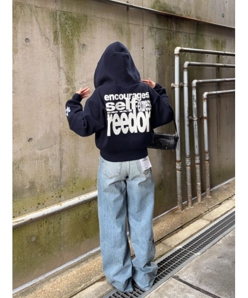 パーカー ESQWE LOGO KNIT ZIP PKTHROW エスクェロゴニットジップパーカー 春服 レディース 公式通販