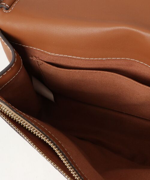CHARLES & KEITH ブラウン トートバッグ　ポーチ付き CHARLES ＆ KEITH（チャールズ&キース） 「CHARLES & KEITH」 トート