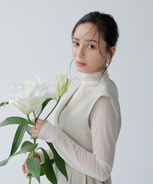 Hana⭐ジャンパースカート⭐慈雨⭐未使用に近い ひまわりの庭」無地ジャンパースカート【10/30まで】送料無料