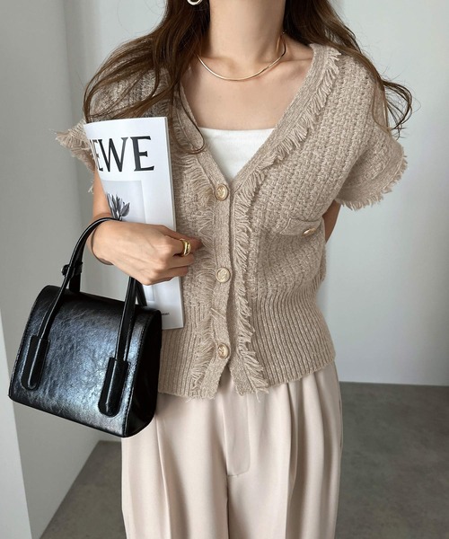 美品✨アルアバイル ツイード ベスト フリンジ Vネック エンブレムボタン allureville（アルアバイル） ベスト ジレ ラスティックツイード