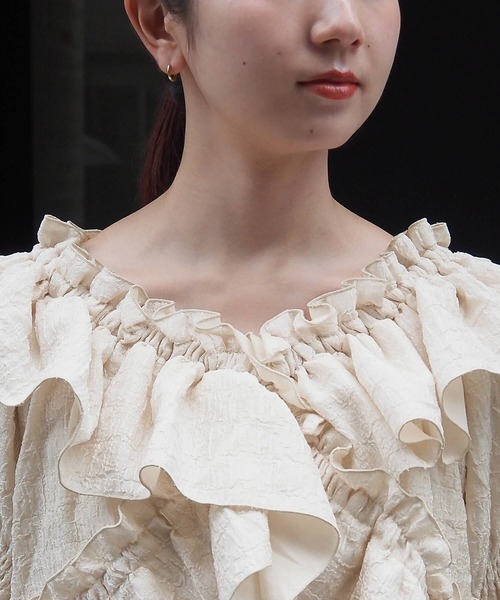フリル付き長袖トップス ZARA フリル付き長袖トップス Mサイズ - メルカリ