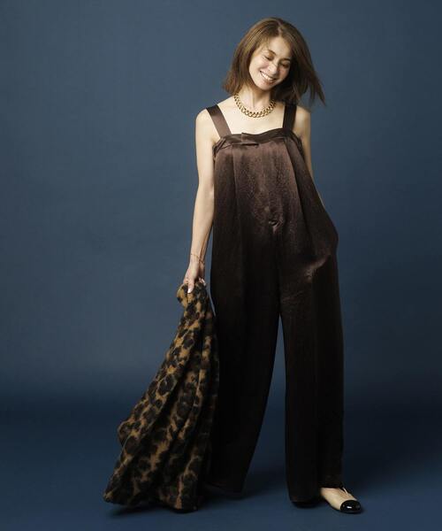 新品　Liesse 定価¥2万9700円　サテンオールインワン レディース Liesse（リエス） パンツ 稲沢朋子さんコラボサテンオールインワン