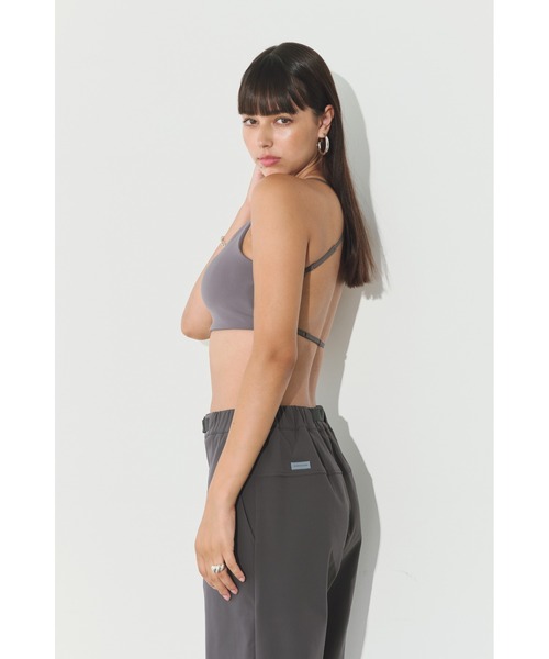 ALEXIA STAM - ALEXIASTAM  トレーニングブラ Mサイズ ALEXIA STAM Wellness Back Adjuster Bra Top /バック