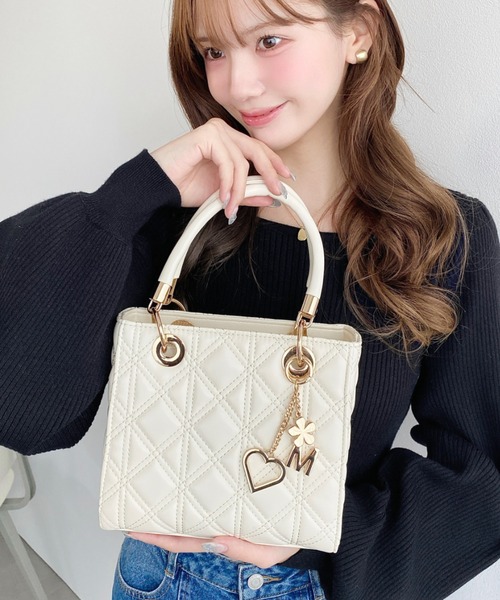 moment+ ショルダーバッグ バッグ オリジナルチャーム付き2WAY