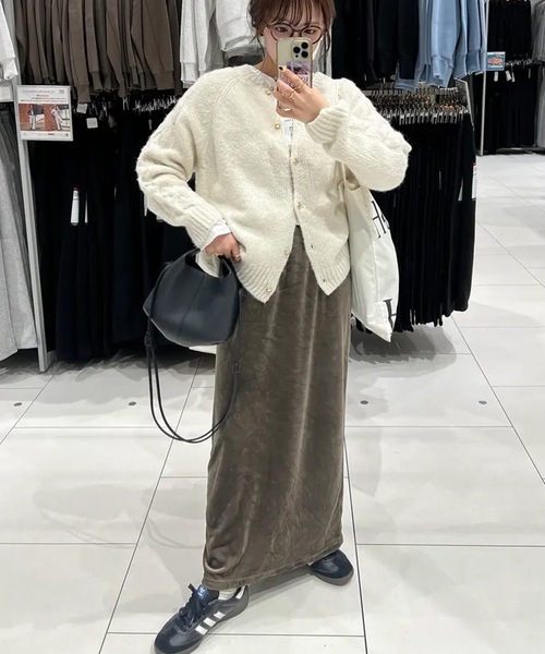 COACH ボタン付きニットカーディガン　オーバーサイズ ニット セーター ゴールドボタン付きニットカーディガン レディース