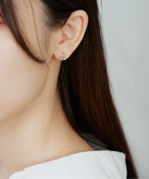 Jewel closet by L&Co. ピアス K10 ドルフィン テール ピアス