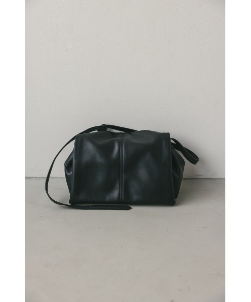 黒 レザー ショルダーバッグ フラップ付き STYLEMIXER ショルダーバッグ バッグ フラップデザインショルダー