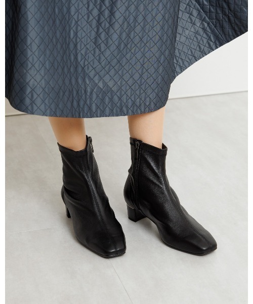 卑弥呼（HIMIKO） ショートブーツ 23.5cm グレー レディース