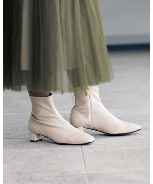 卑弥呼（HIMIKO） ショートブーツ 23.5cm グレー レディース