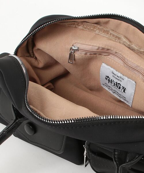 FREE STYLISTS ショルダーバッグ バッグ 多ポケット 横型 ショルダー
