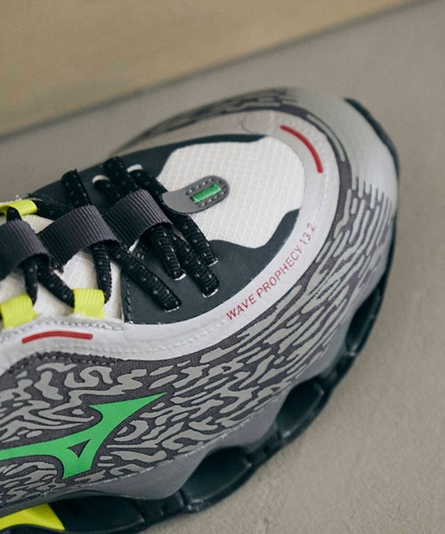 MIZUNO（ミズノ） スニーカー WAVE PROPHECY 13.2 メンズ : ZOZOTOWN