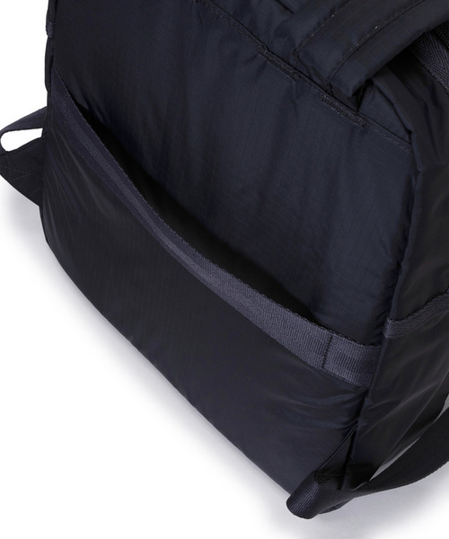 デイバック リュック MEDIUM E/W BACKPACK ディープシーブルー レディース メンズの画像