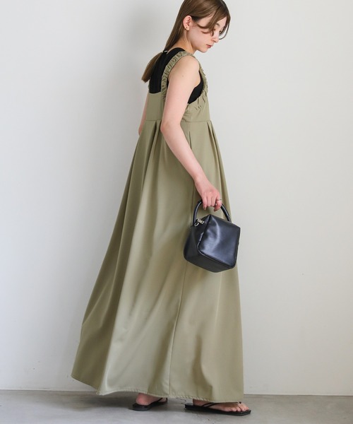 【お値下げ！】新品タグ付⭐︎feticoオフショルダーミニワンピース お値下げ！】24AW新品タグ付⭐︎feticoオフショルダーミニワンピース