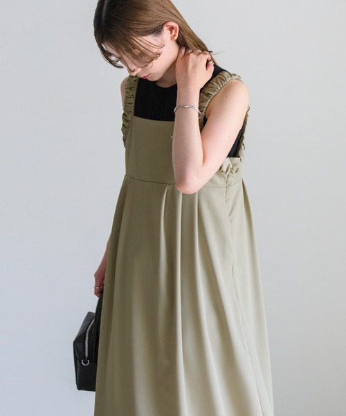 【お値下げ！】新品タグ付⭐︎feticoオフショルダーミニワンピース お値下げ！】24AW新品タグ付⭐︎feticoオフショルダーミニワンピース