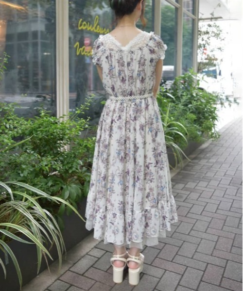 axes femme（アクシーズ ファム） ワンピース パピヨンローズ柄編上 