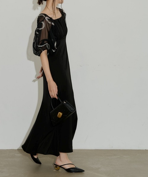 新品　LE'RURE Graffiti balloon sleeve dress LE'RURE ドレス Graffiti balloon sleeve dress : ZOZOTOWN