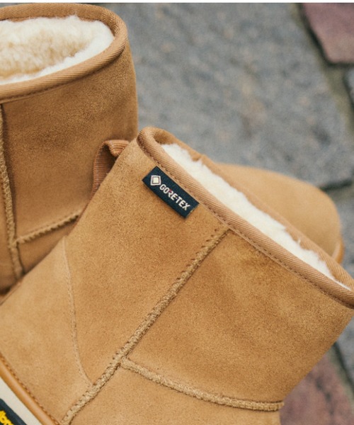UGG Australia（アグオーストラリア） ブーツ CLASSIC MINI GTX