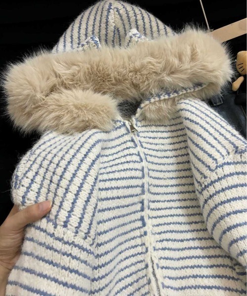 ViViDAY カーディガン ボーダー柄エコファーフード付きニット