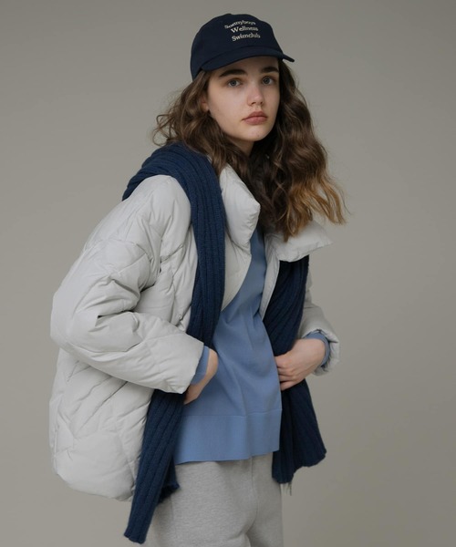 新品✨URBAN RESEARCH ダウン 女優襟 S 切り替え ふんわり URBAN RESEARCH DOORS】ダウンジャケット 女優襟 ブラック - メルカリ