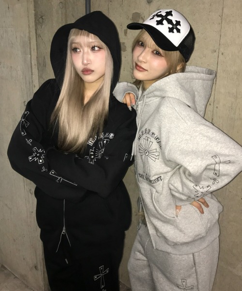 mahagrid。　ダブルジップパーカー MAHAGRID（マハグリッド） パーカー Cross Studs Zip-Up Hoodie/クロス
