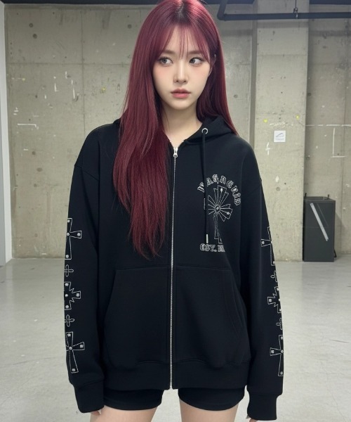 パーカー mahagrid 「mahagrid/マハグリッド」 Cross Studs Zip-Up Hoodie/クロススタッズジップアップパーカーの画像