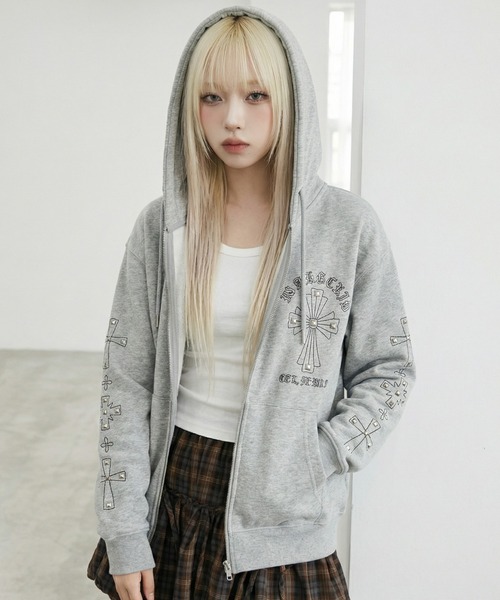 パーカー mahagrid 「mahagrid/マハグリッド」 Cross Studs Zip-Up Hoodie/クロススタッズジップアップパーカーの画像