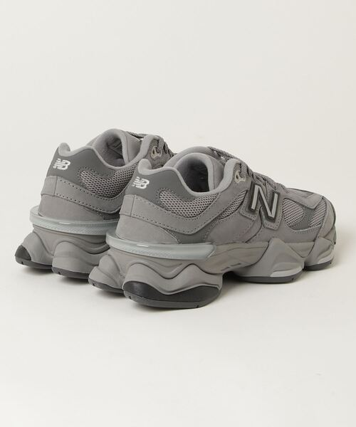 「New Balance」 ローカットスニーカー 24cm オフホワイト レディースの画像